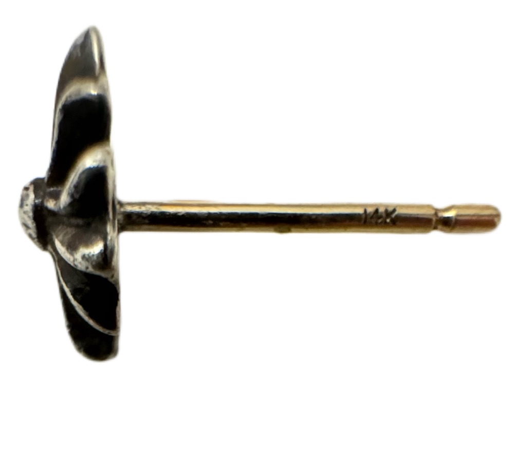 Chrome Hearts Silver Plus earring